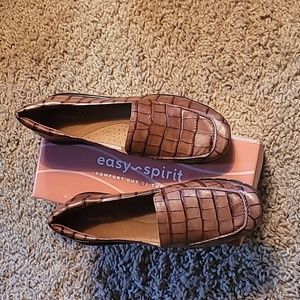 Easy Spirit "Abide Brown Croco Print Casual Flats" Size 10M